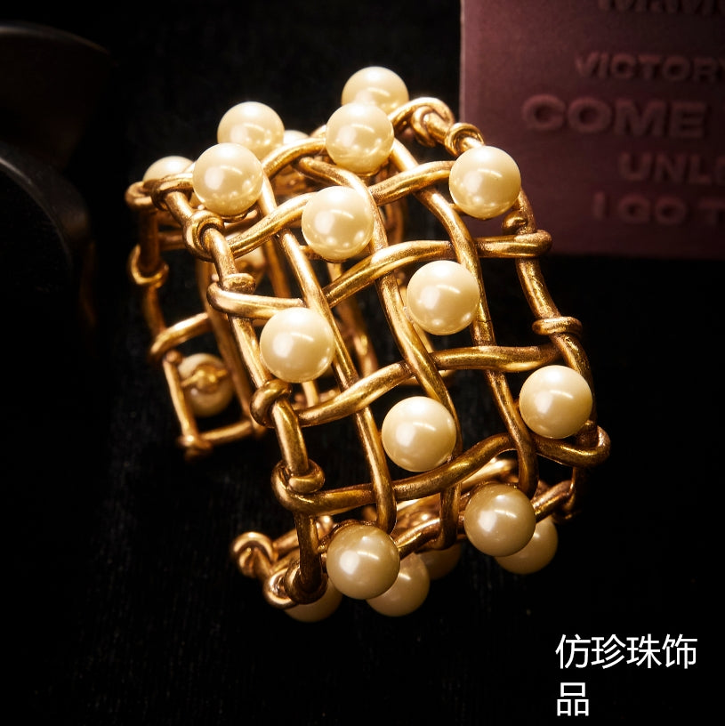 Elegant Copper Alloy Pearl-Imitation Bracelet KK-91506