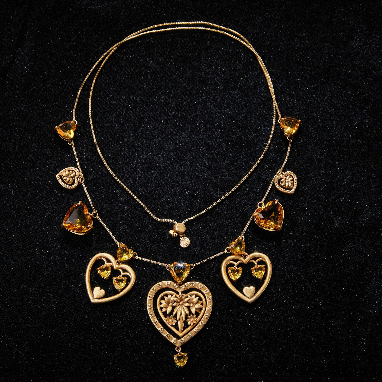 Sparkling Swarovski Crystal Copper Alloy Necklace KK-JB0091