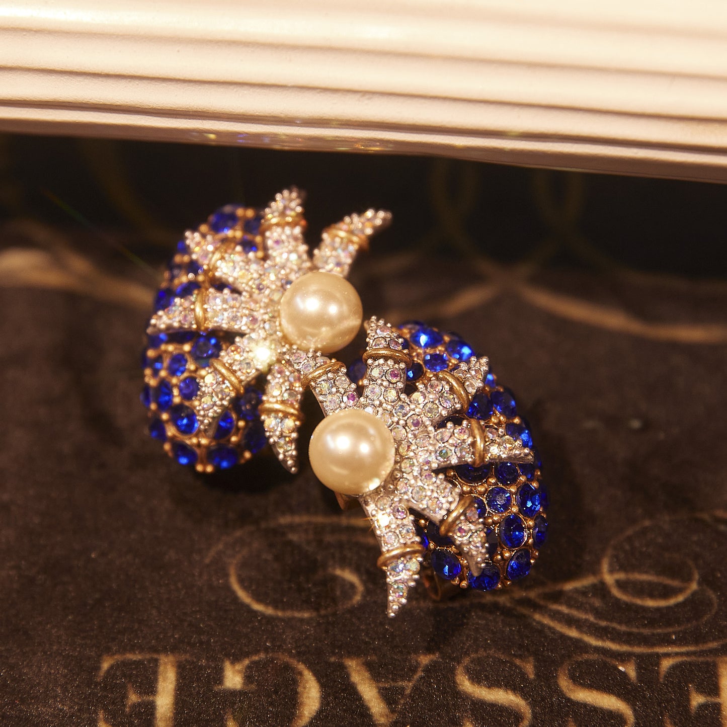 Sparkling Swarovski Crystal Copper Alloy Pearl-Imitation Earrings KK-91041