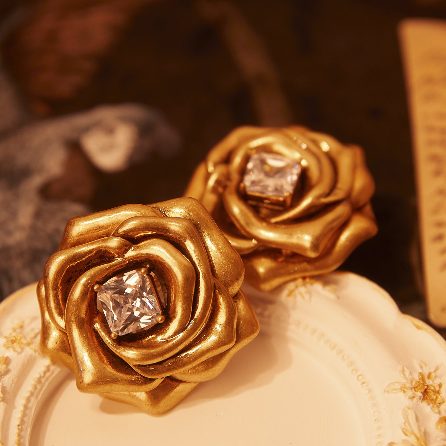 Refined Swarovski Crystal Copper Alloy  KK-9872