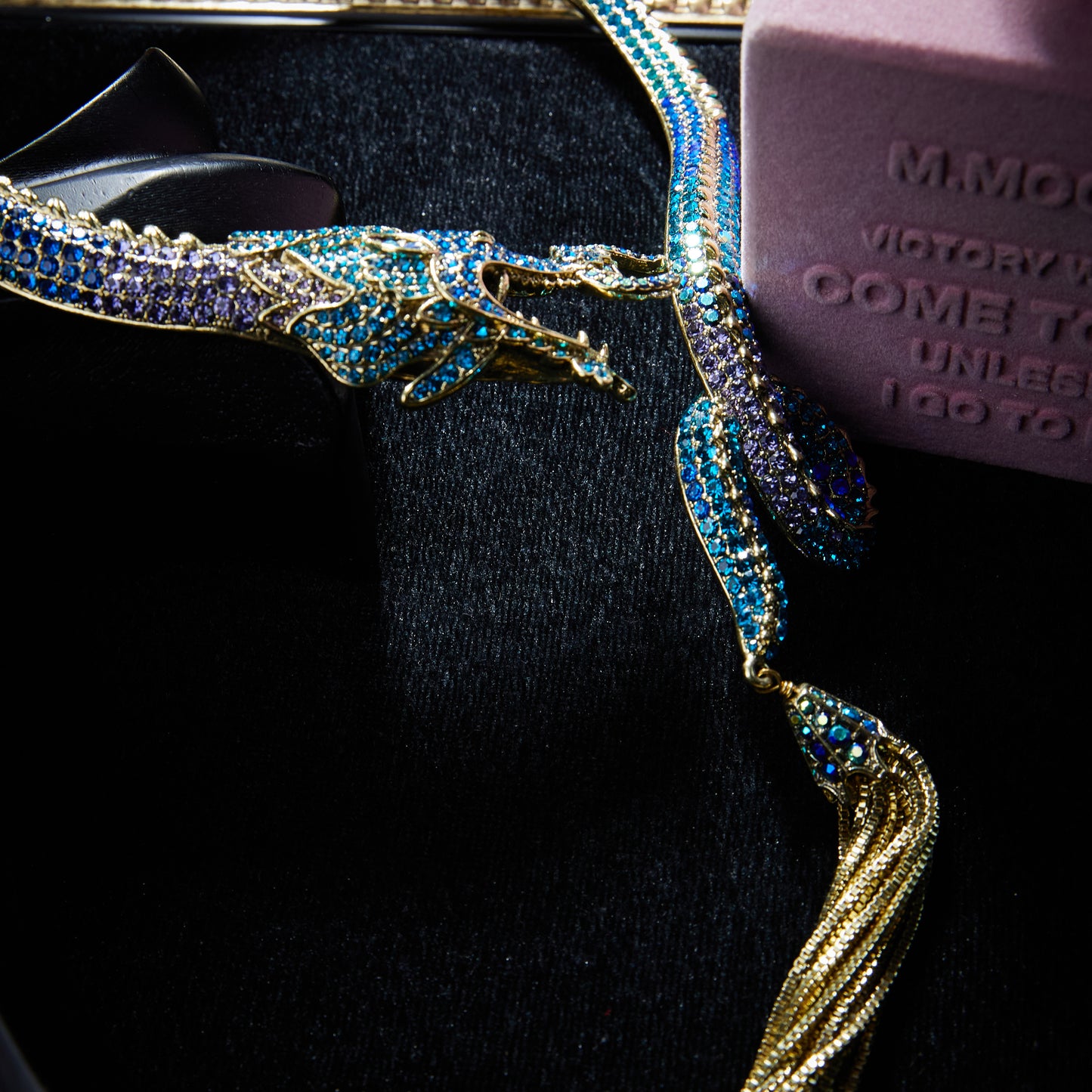 Sparkling Swarovski Crystal Copper Alloy Jewelry Set KK-91927