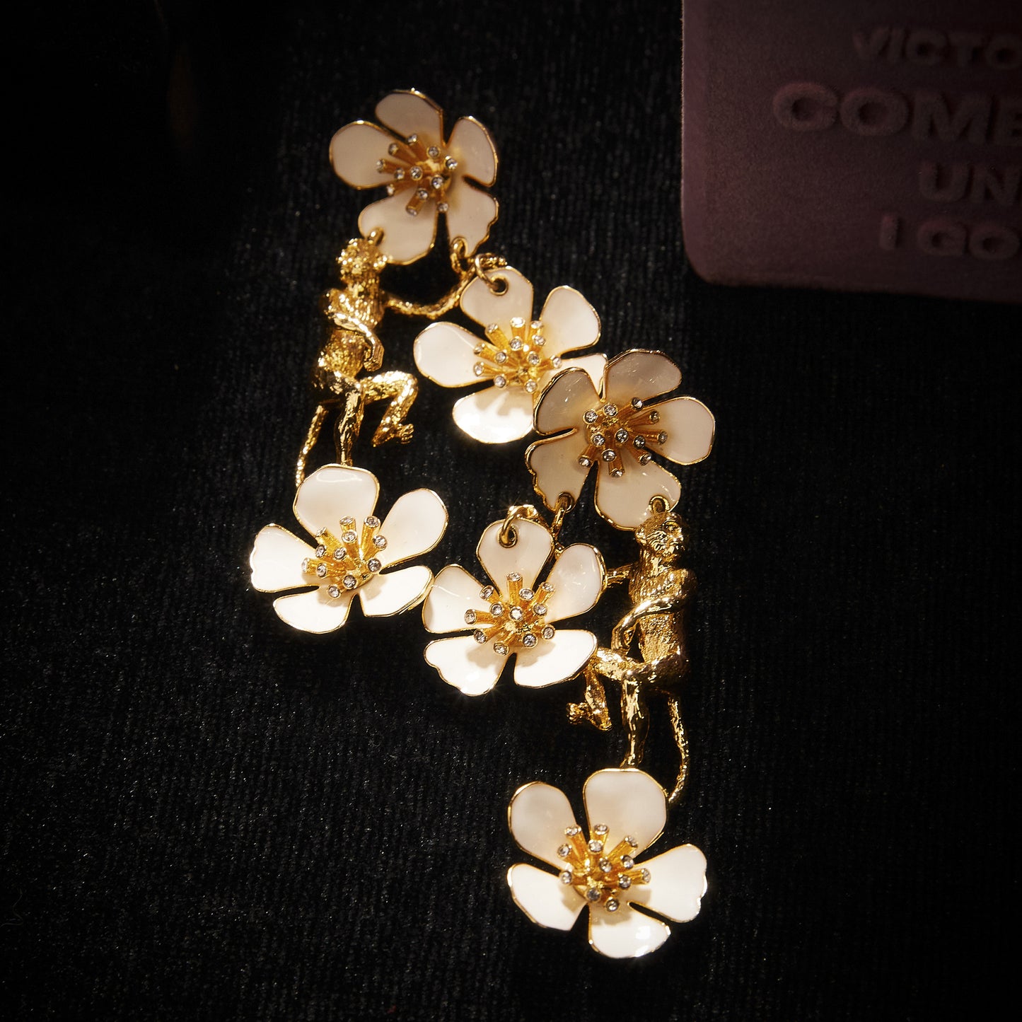 Refined Swarovski Crystal Copper Alloy Earrings KK-9100