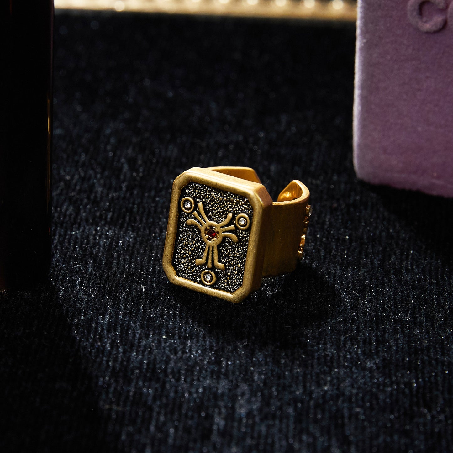 Elegant Copper Alloy Ring KK-JB0032