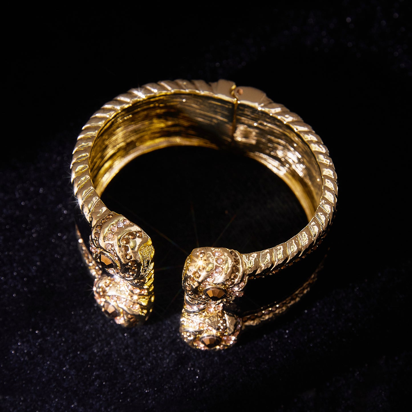 parkling Swarovski Crystal Copper Alloy Bracelet KK-92214