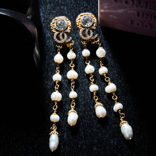 Sparkling Swarovski Crystal Copper Alloy Pearl-Imitation Earrings KK-91339