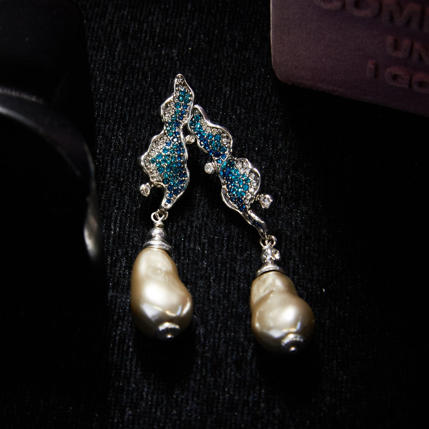 Sparkling Swarovski Crystal Copper Alloy Earrings KK-JB0008