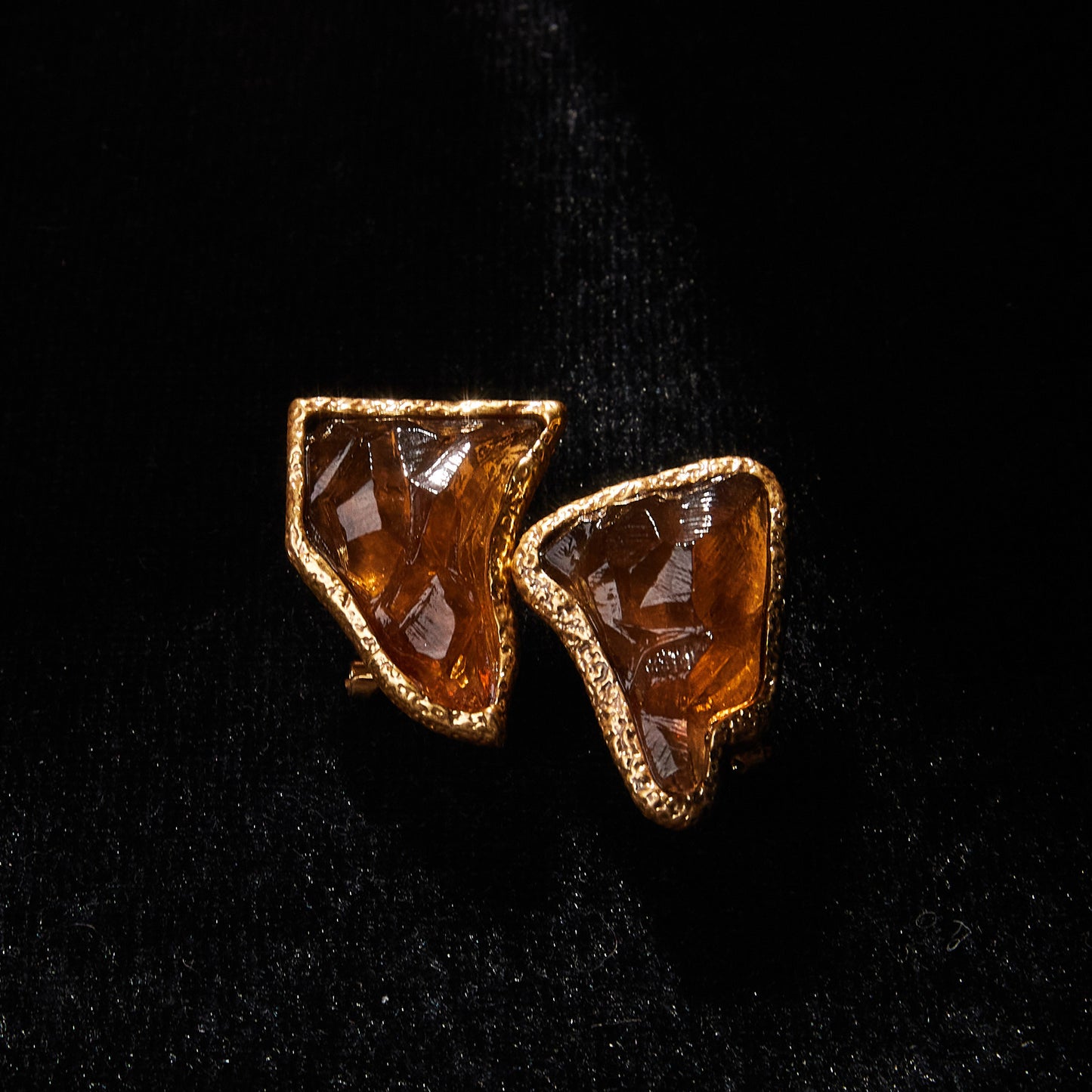 Sparkling Swarovski Crystal Copper Alloy Earrings KK-9381