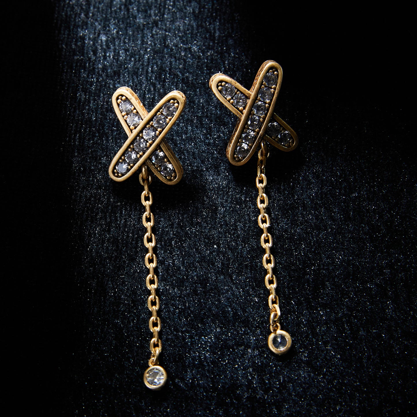 Refined Swarovski Crystal Copper Alloy Earrings  KK-91902