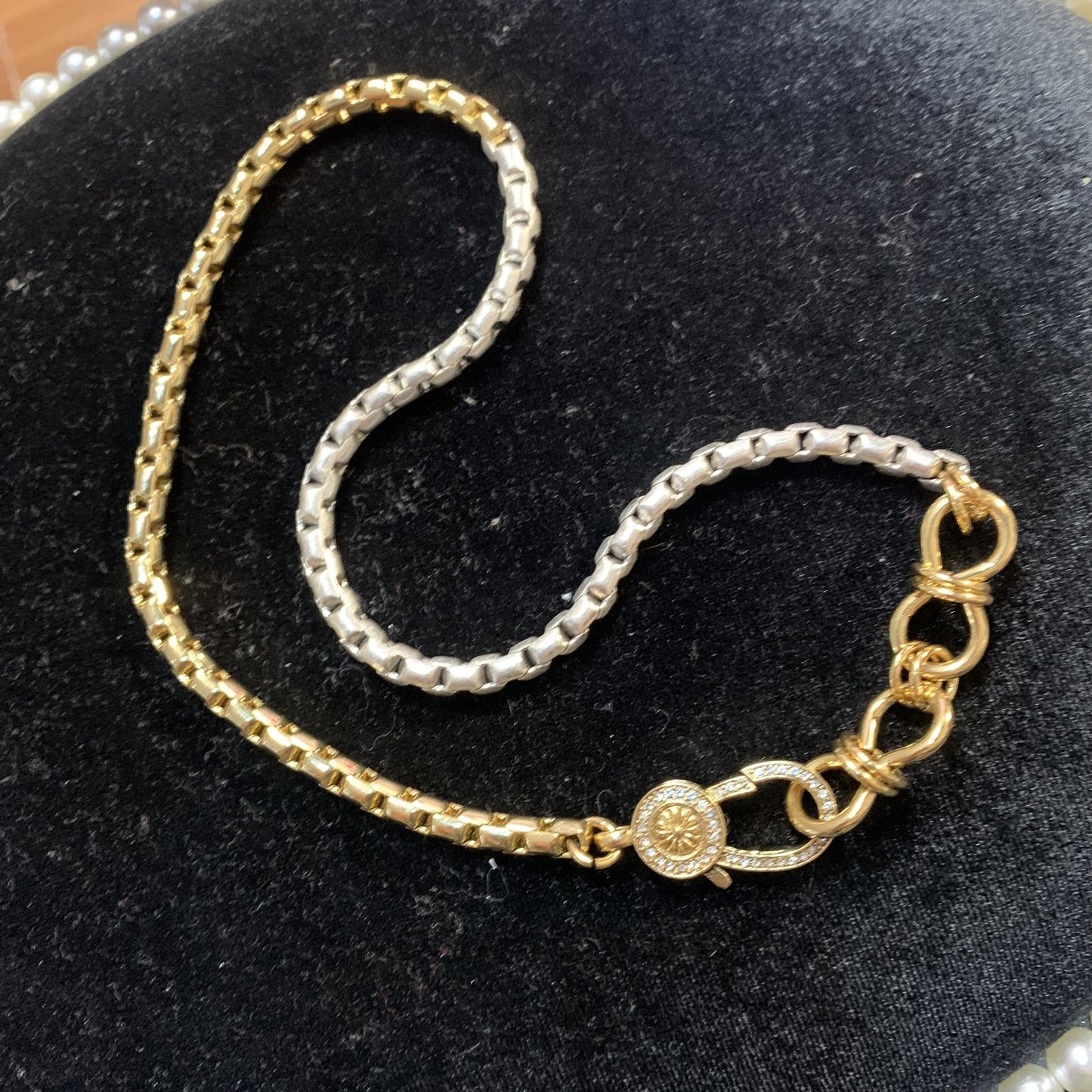 Refined Swarovski Crystal Copper Alloy Necklace KK-FL011