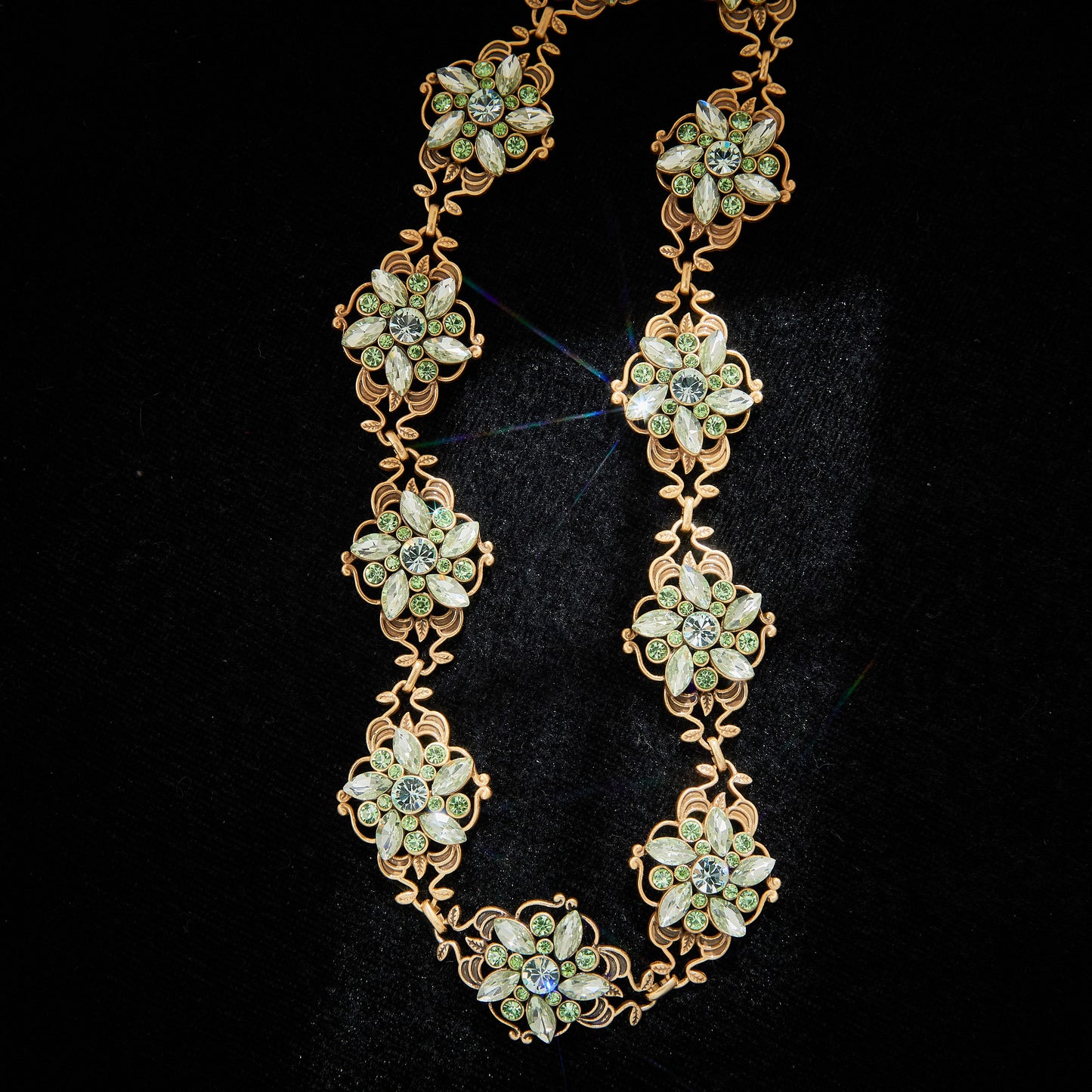 Refined Swarovski Crystal Copper Alloy Necklace KK-92141