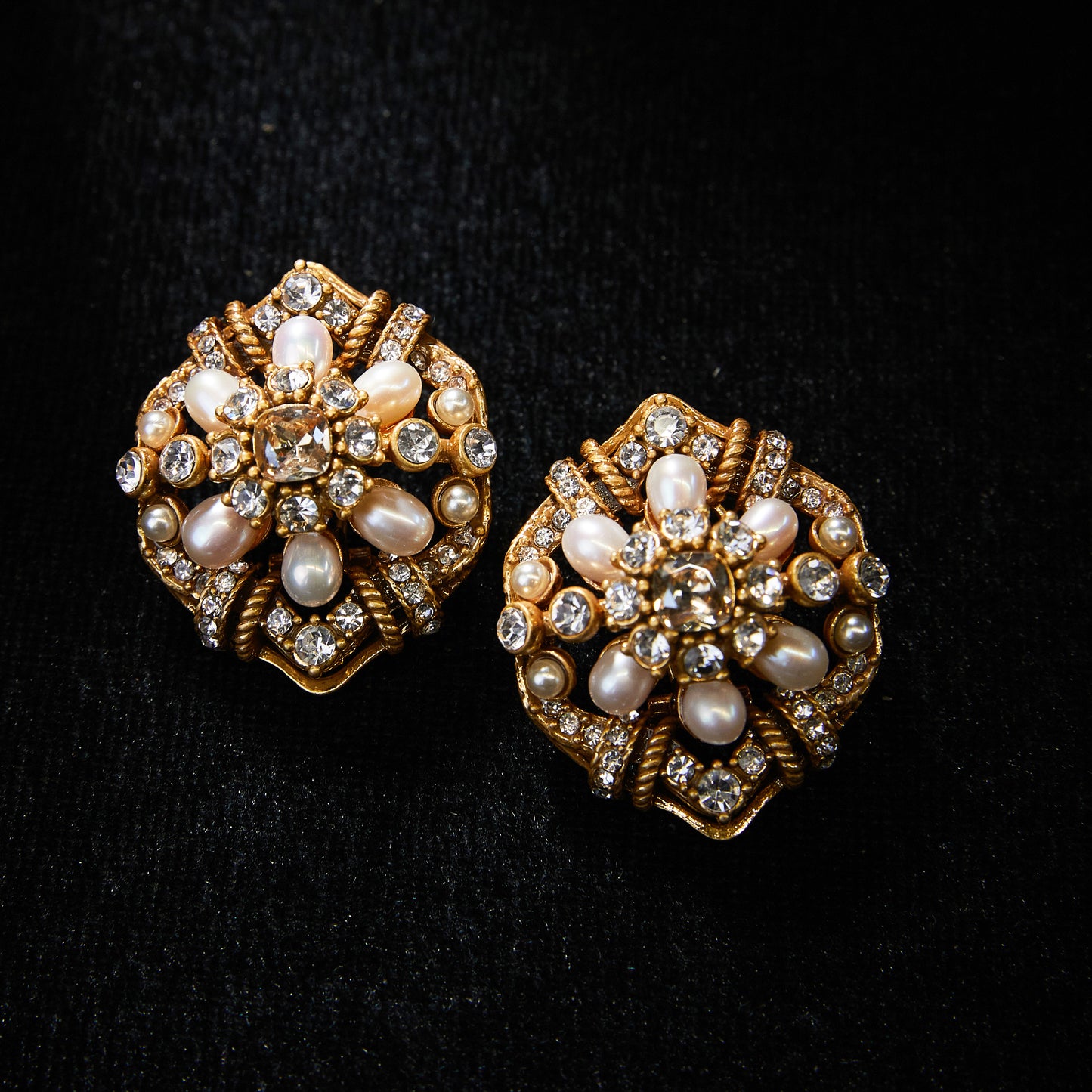 Refined Swarovski Crystal Copper Alloy Pearl-Imitation Earrings KK-JB0221