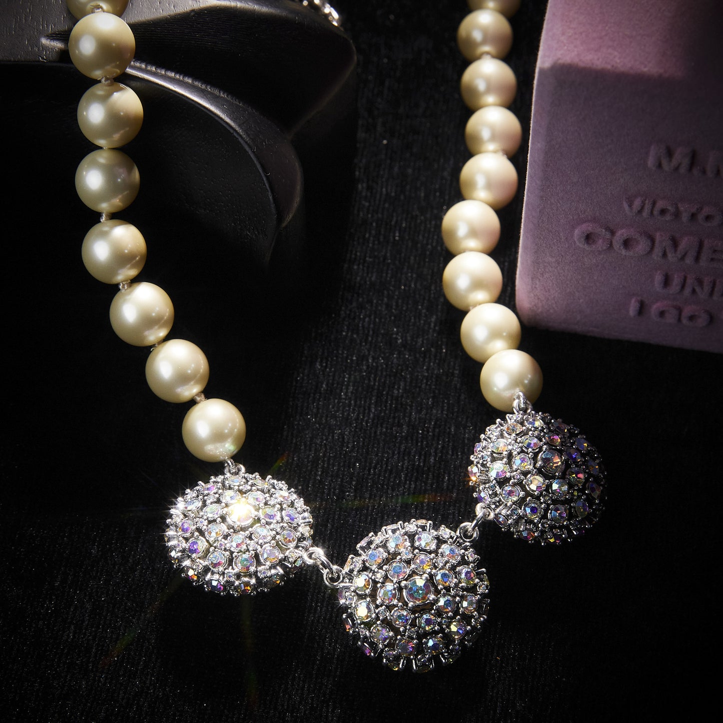 Sparkling Swarovski Crystal Copper Alloy Pearl-Imitation Jewelry Set KK-91791