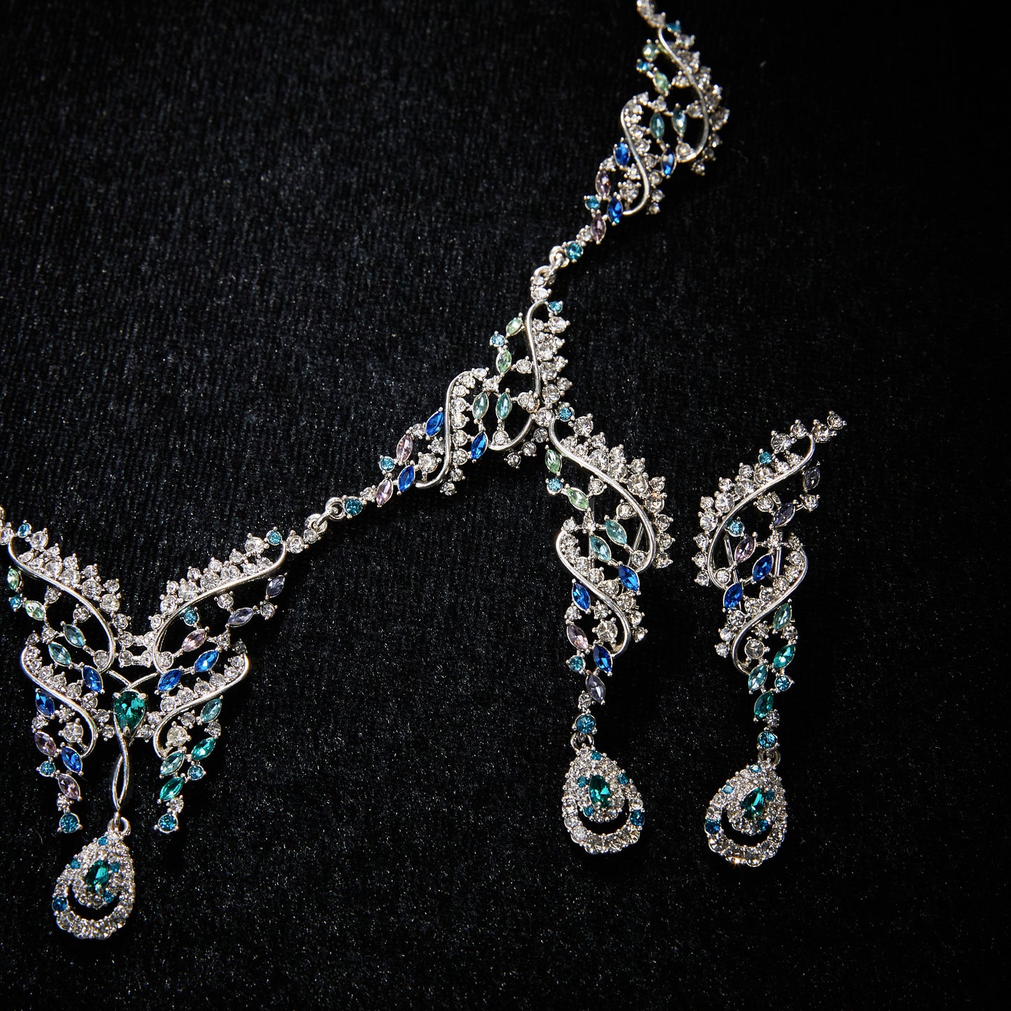 Sparkling Swarovski Crystal Copper Alloy Pearl-Imitation Jewelry Set KK-JB0157