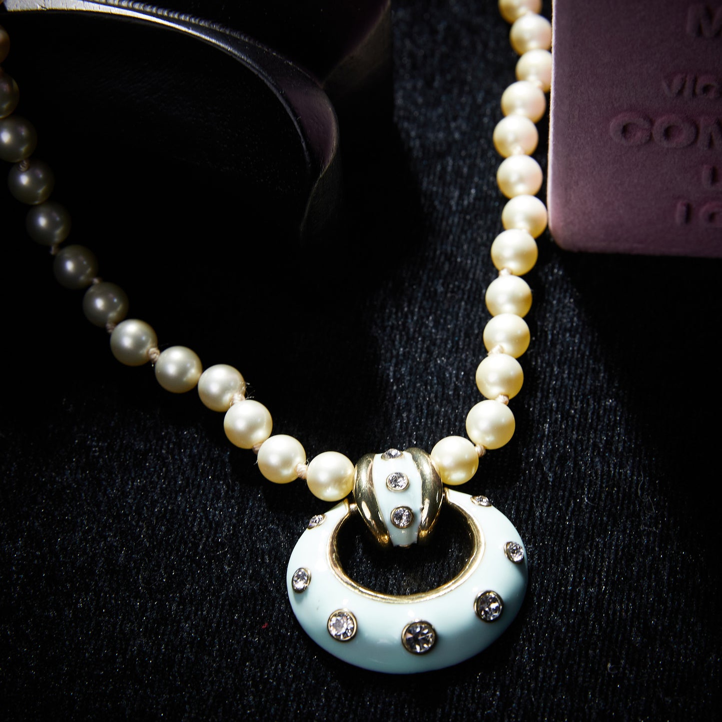 Sparkling Swarovski Crystal Copper Alloy Pearl-Imitation Jewelry Set KK-91980