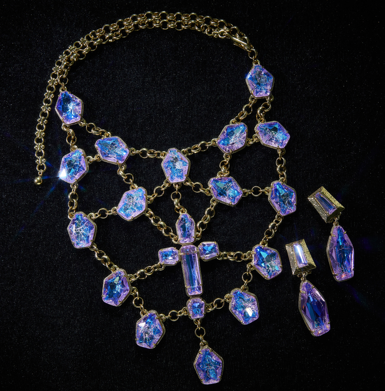 Sparkling Swarovski Crystal Copper Alloy Necklace & Earrings Set KK-92209