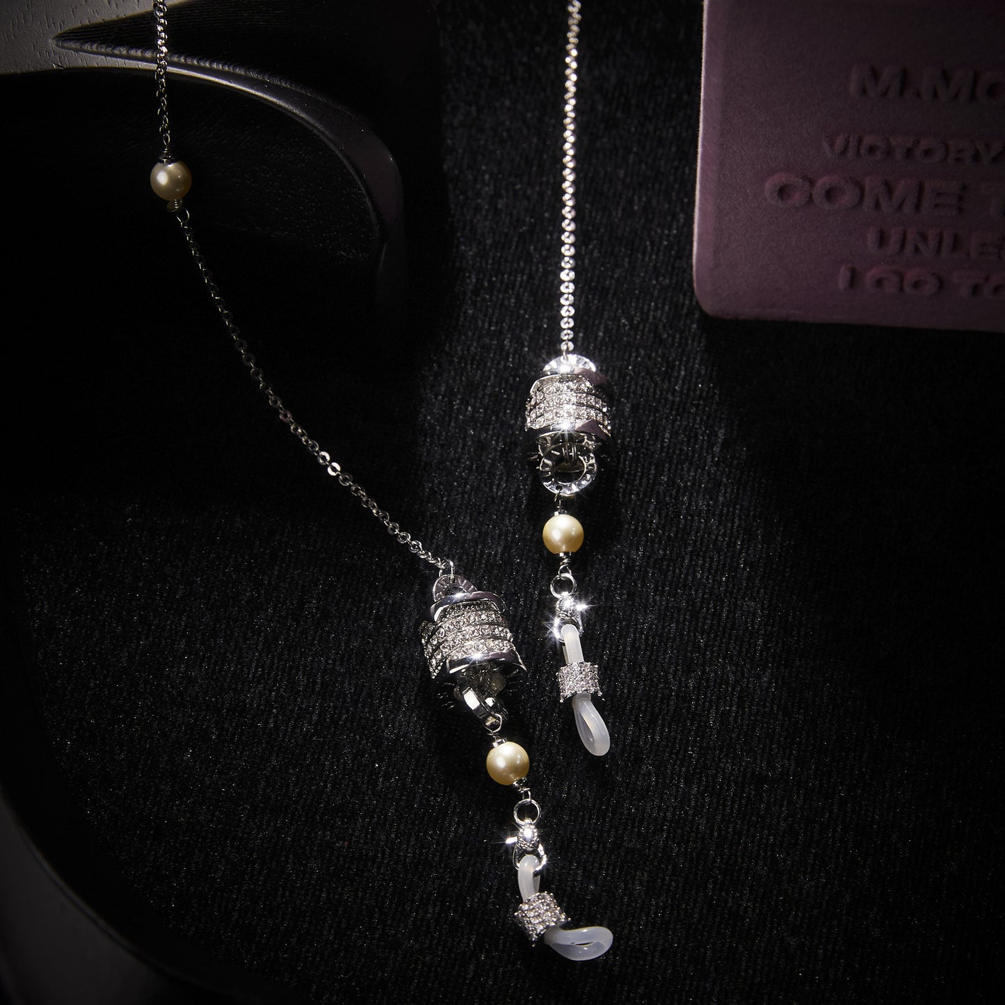 Sparkling Swarovski Crystal Copper Alloy Pearl-Imitation Necklace KK-91010