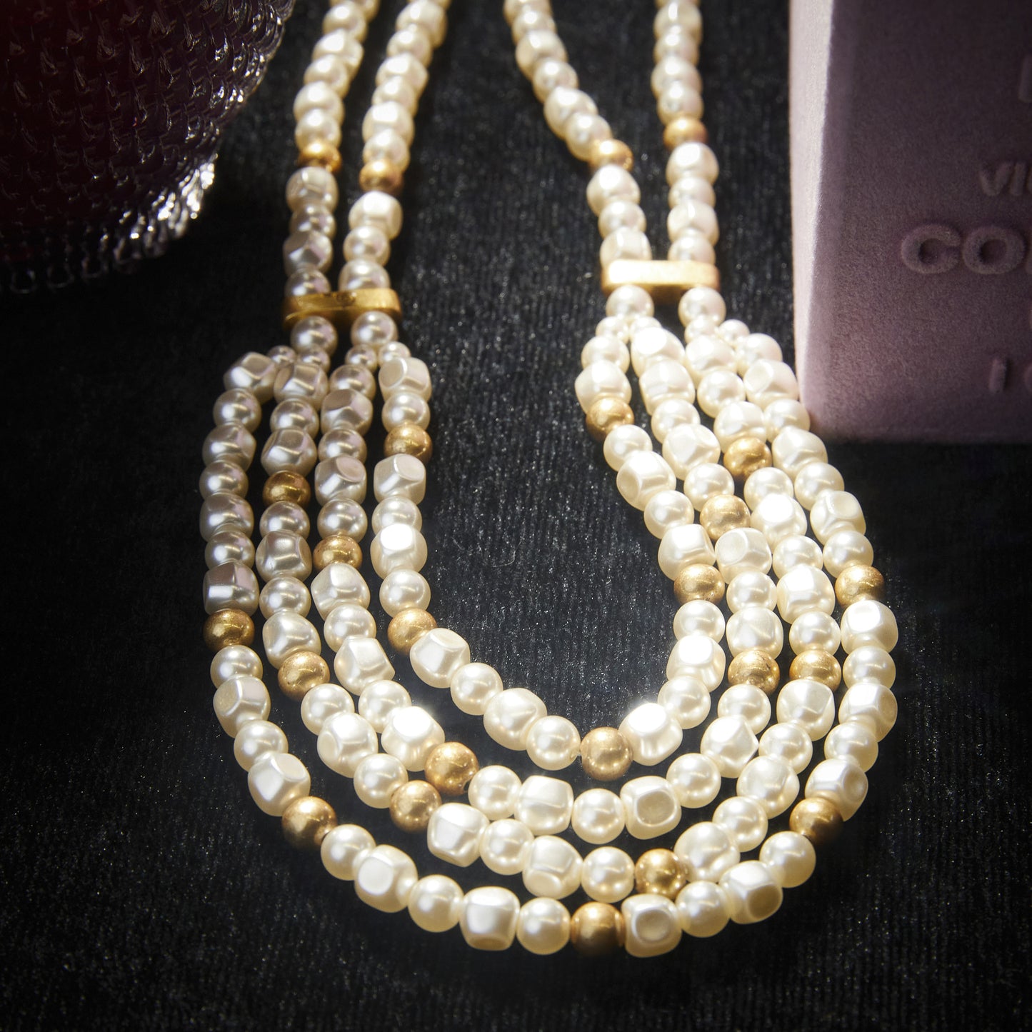 Sparkling Swarovski Crystal Copper Alloy Pearl-Imitation Necklace KK-91091