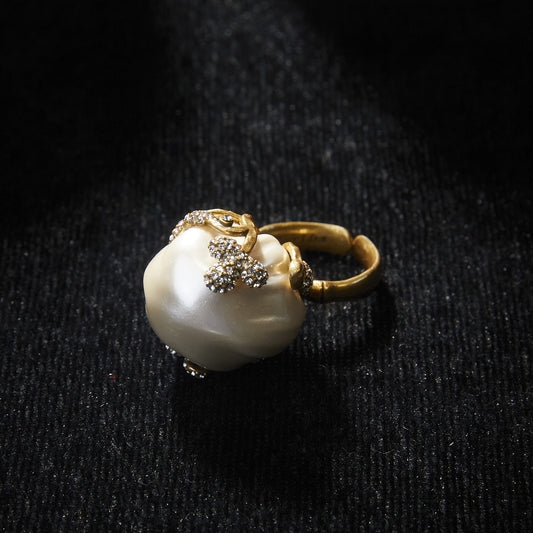 Sparkling Swarovski Crystal Copper Alloy Pearl-Imitation Ring KK-91098