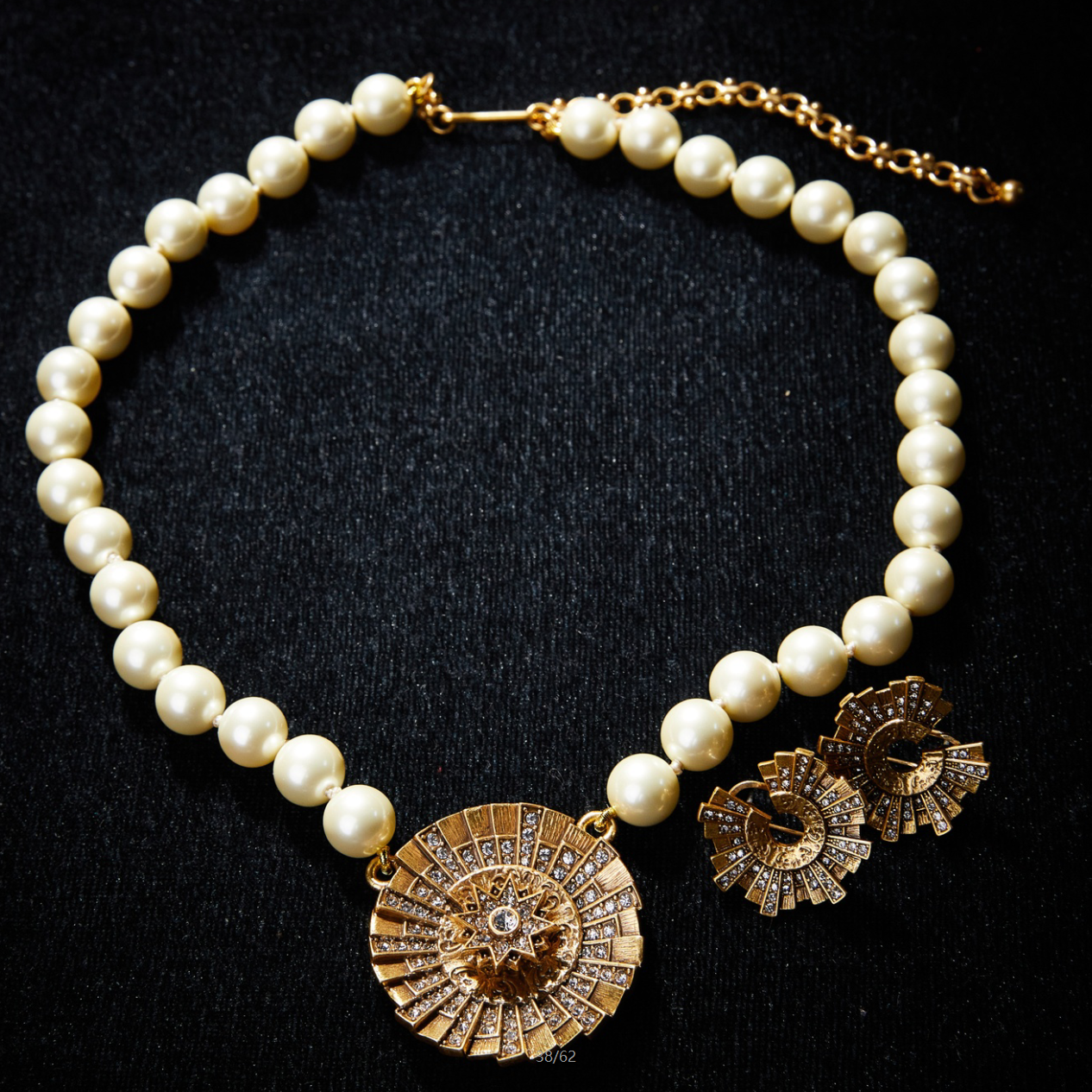 Sparkling Swarovski Crystal Copper Alloy Pearl-Imitation Jewelry Set KK-91956