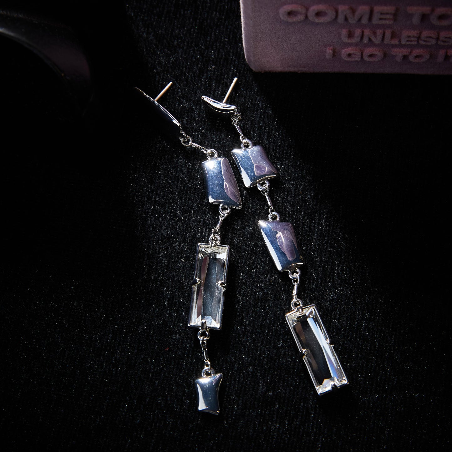 Sleek Swarovski Crystal Copper Alloy  Necklace & Earrings Set KK-92052