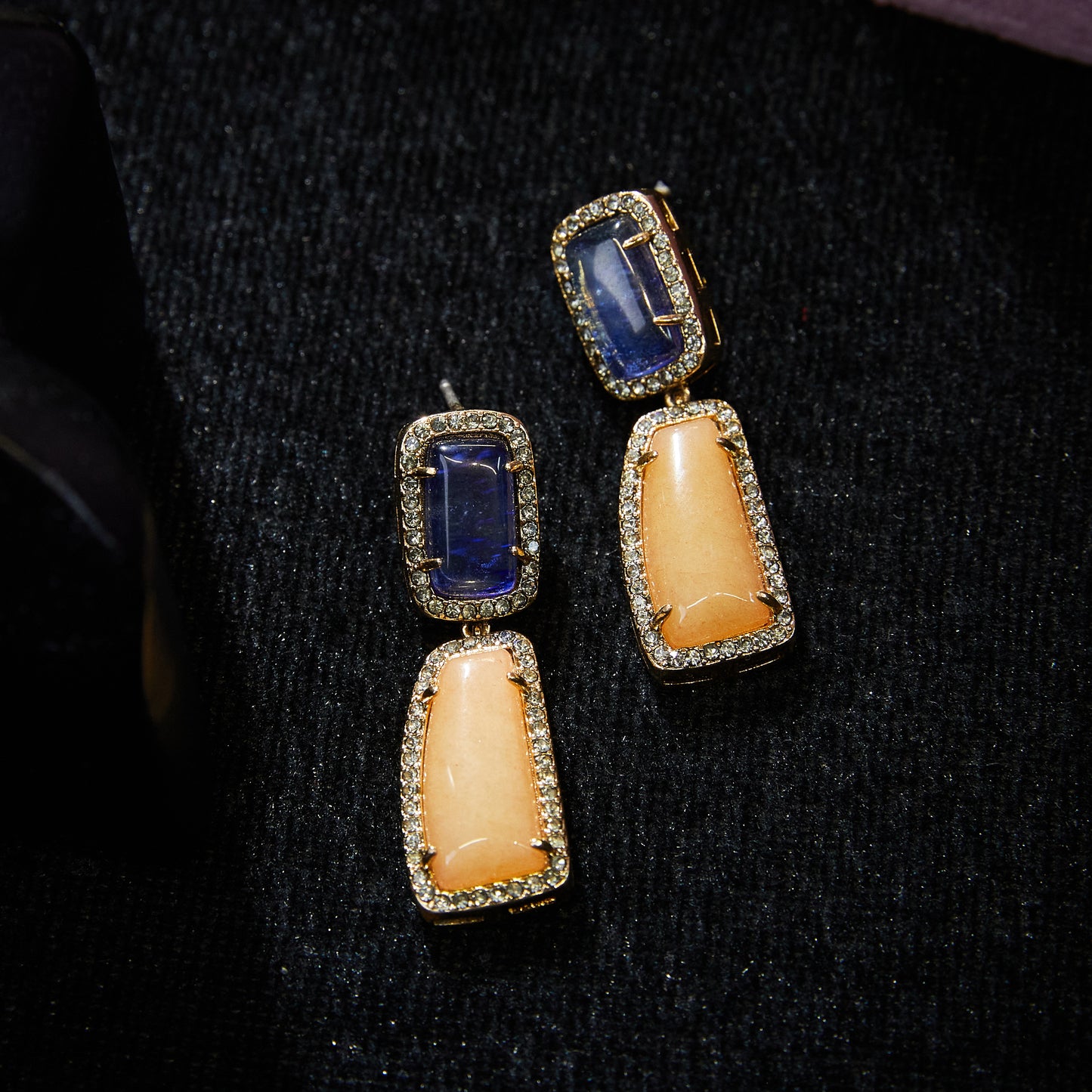 Sparkling Swarovski Crystal Copper Alloy Earrings KK-JB0163