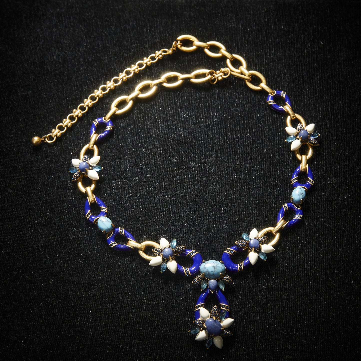 Sparkling Swarovski Crystal Copper Alloy Necklace KK-91890