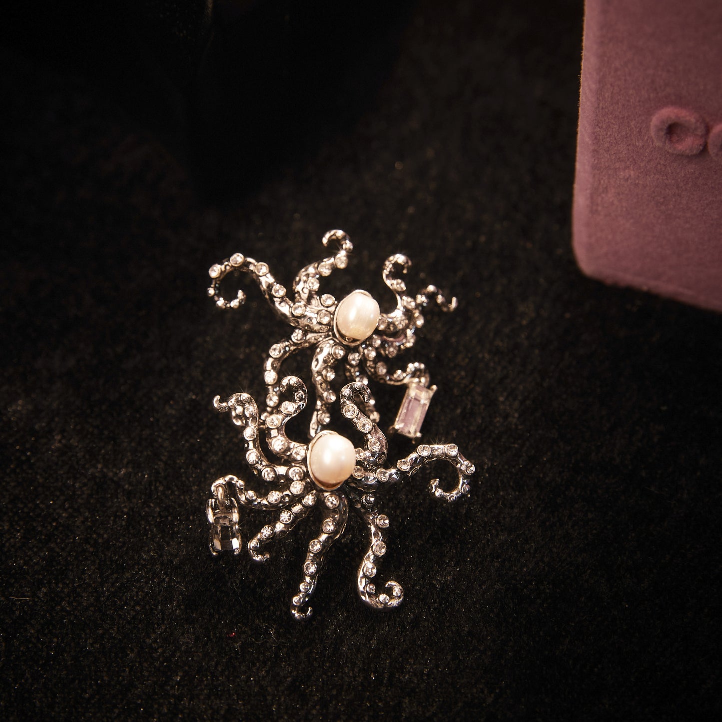 Sparkling Swarovski Crystal Copper Alloy Pearl-Imitation Earrings  KK-91052