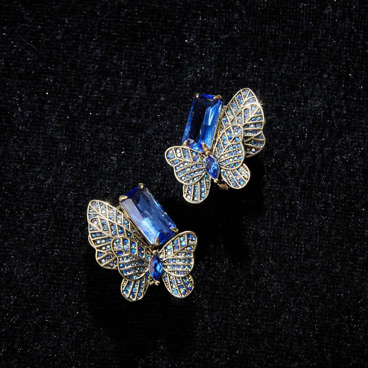 Sparkling Swarovski Crystal Copper Alloy Earrings KK-JK0012