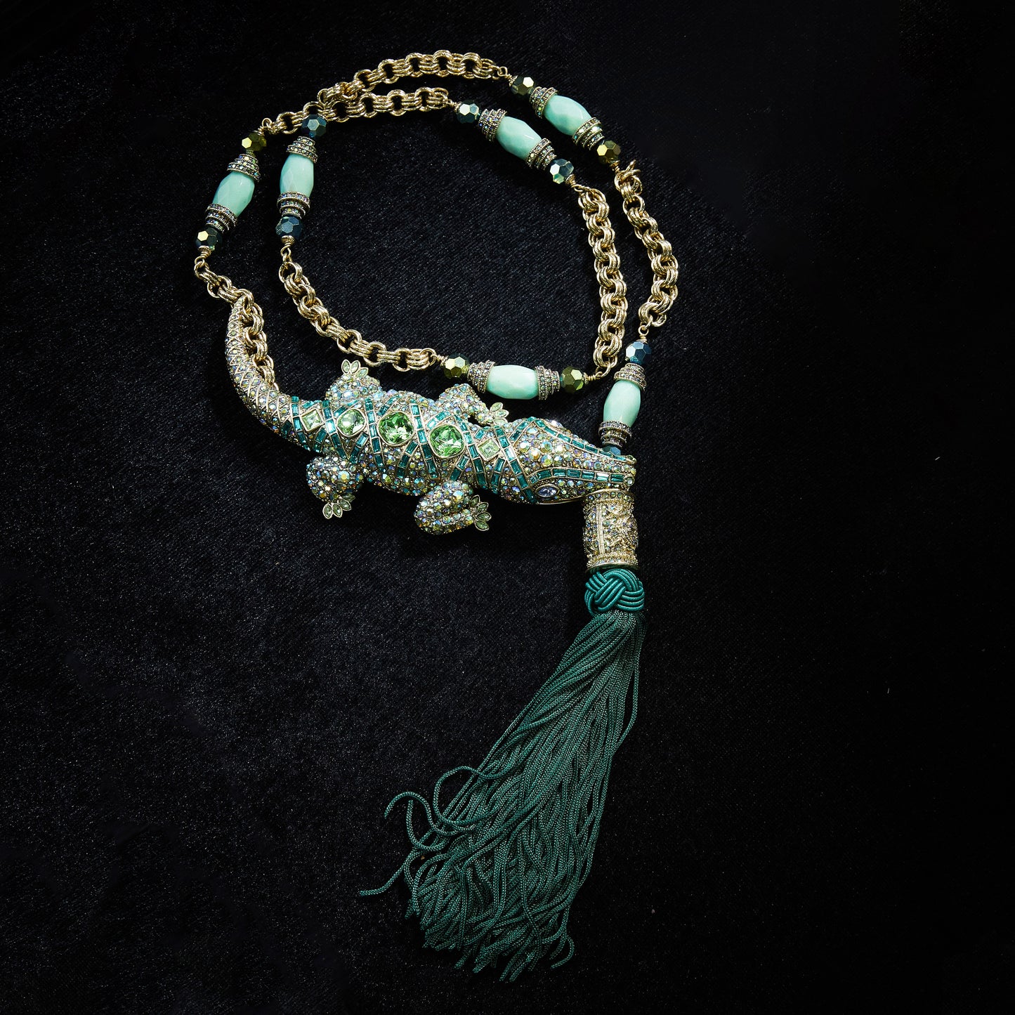 Sparkling Swarovski Crystal Copper Alloy Necklace KK-JB0070