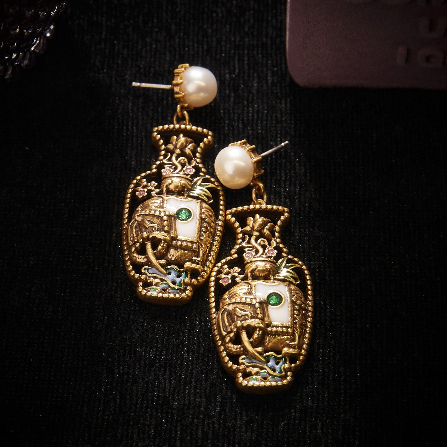 Sparkling Swarovski Crystal Copper Alloy Earrings KK-9375