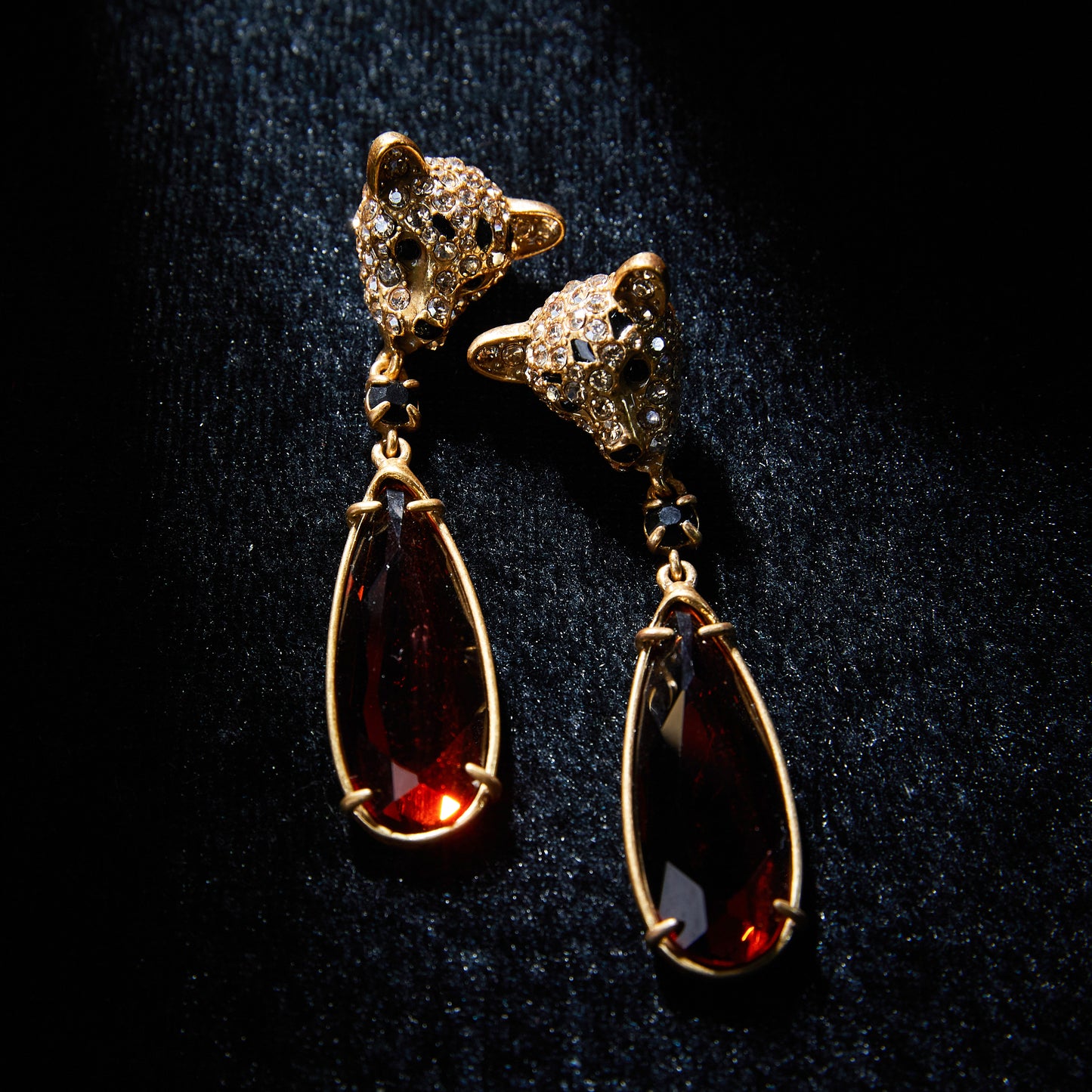 Refined Swarovski Crystal Copper Alloy Earrings   KK-91294