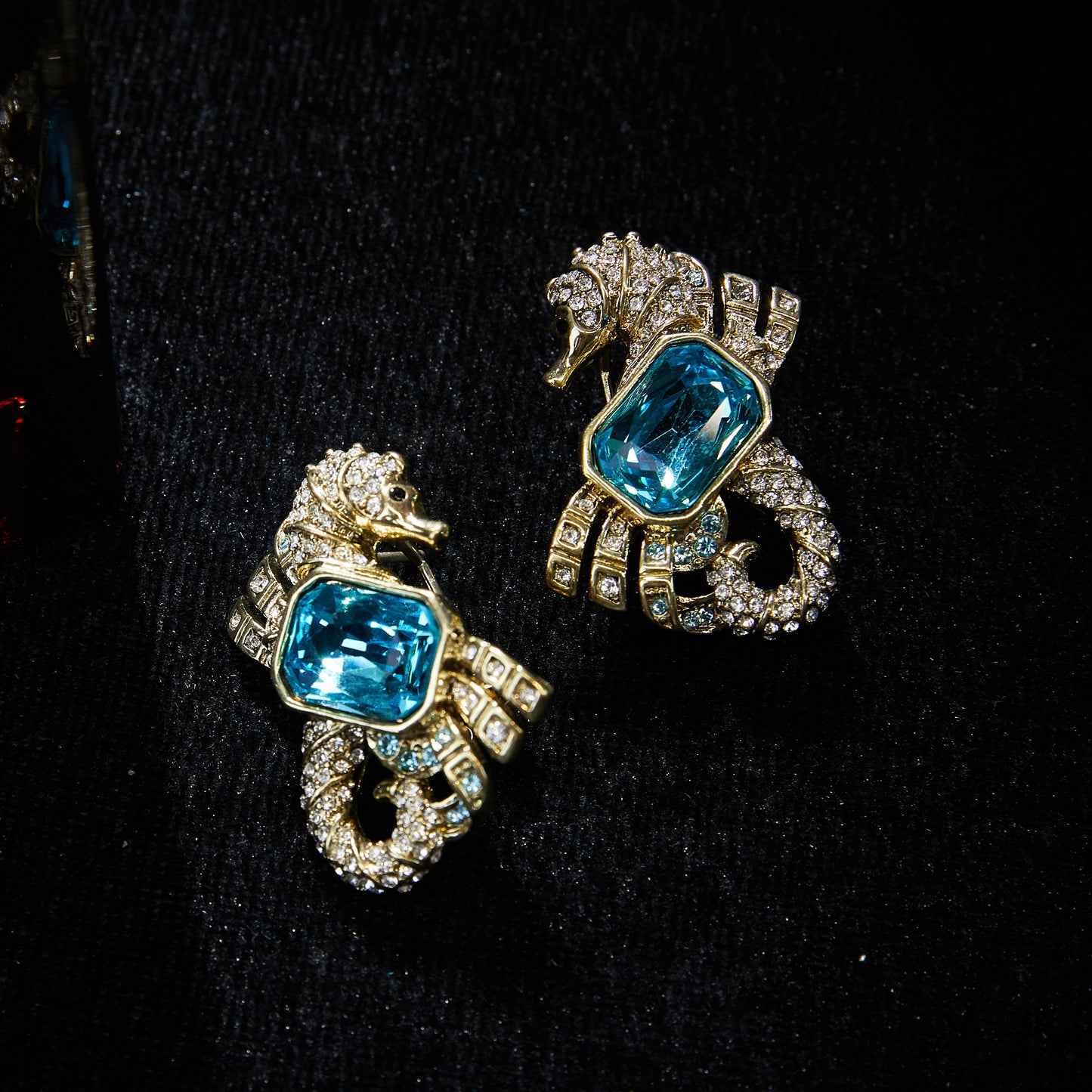 Refined Swarovski Crystal Copper Alloy Jewelry Set  KK-92090