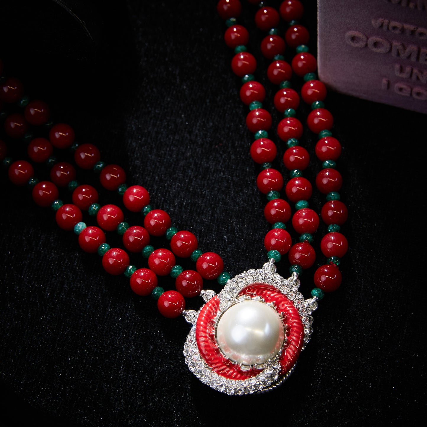 Refined Swarovski Crystal Copper Alloy Pearl-Imitation  Jewelry Set KK-92082