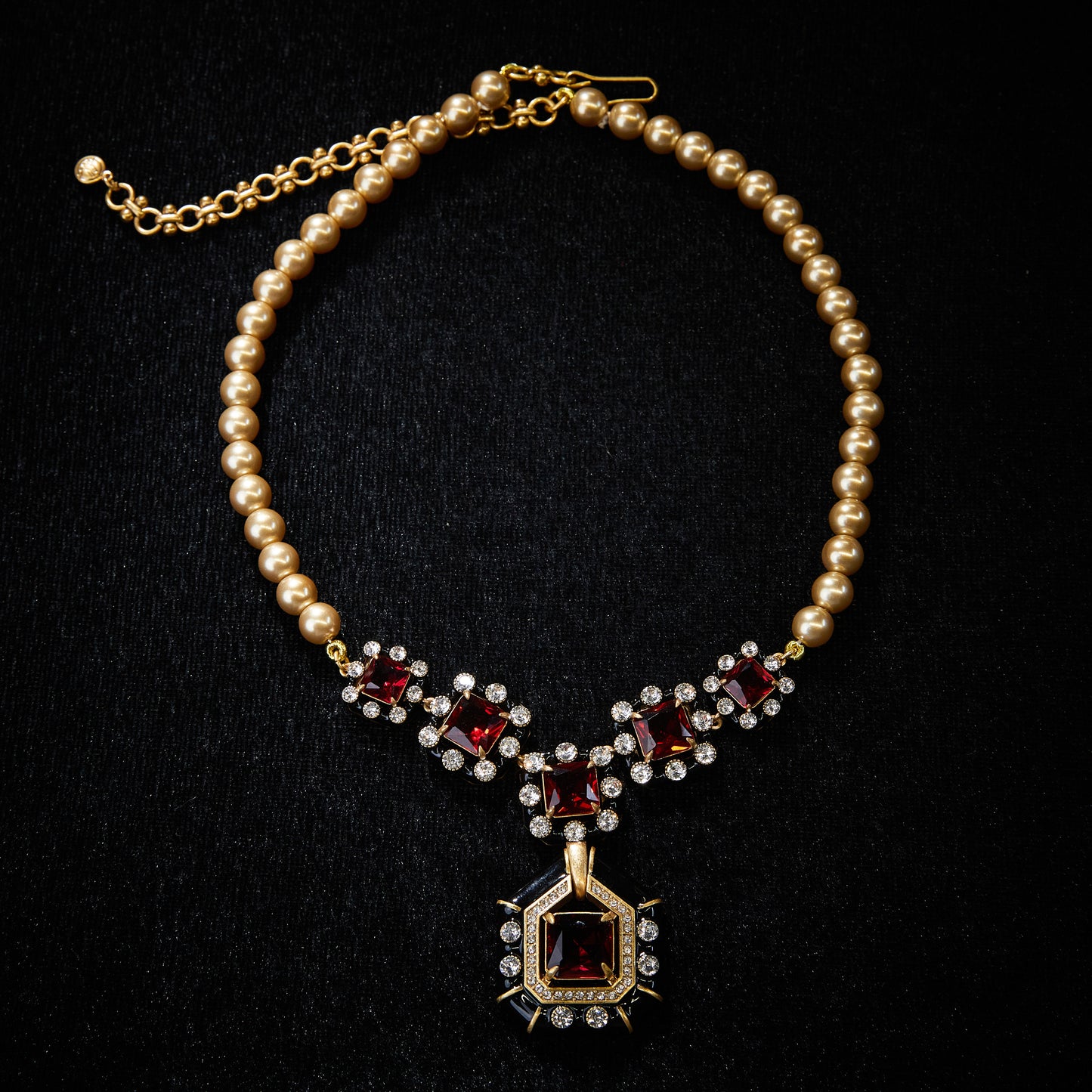 Sparkling Swarovski Crystal Copper Alloy Pearl-Imitation Necklace & Earrings Set KK-JB0089