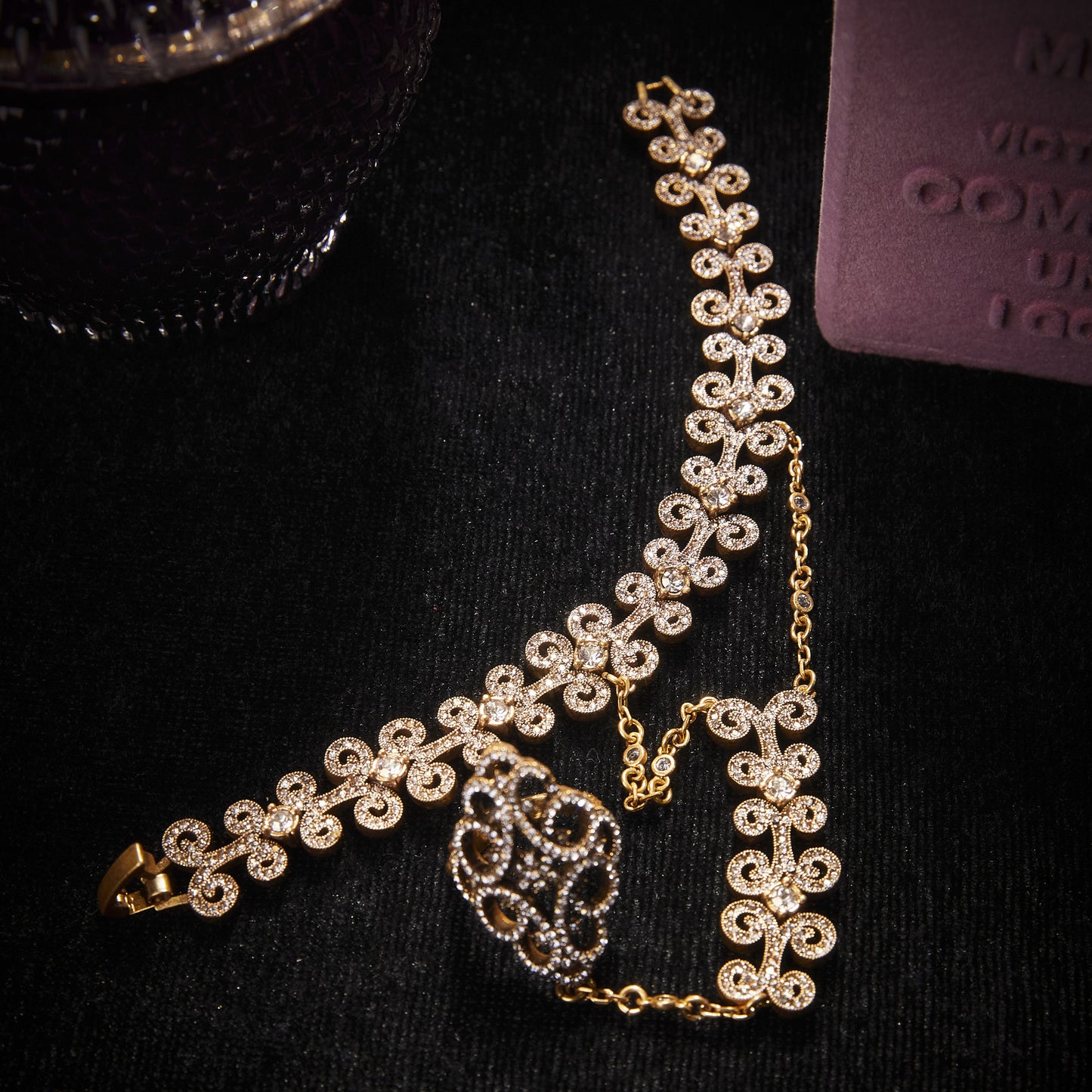 Refined Swarovski Crystal Copper Alloy Bracelet KK-91615