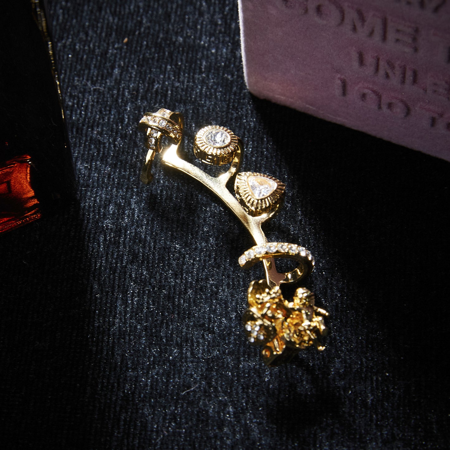 Sparkling Swarovski Crystal Copper Alloy Ear Cuff Earrings KK-92022